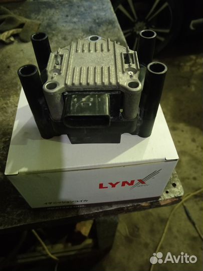 Катушка зажигания Фольксваген Джетта 5 оригинал