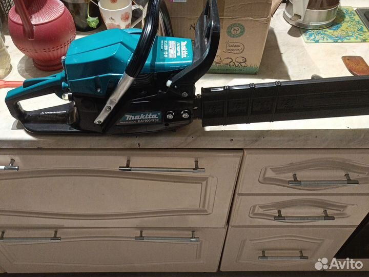 Бензопила makita