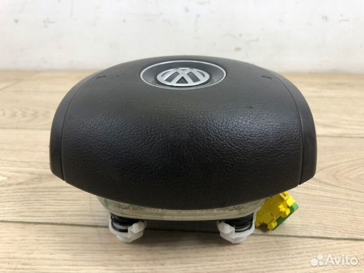 Подушка безопасности в руль Vw Touareg 7P