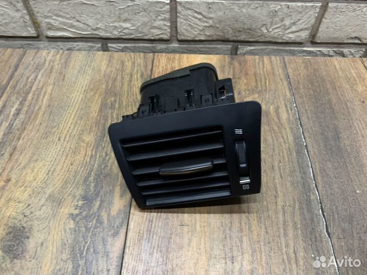 Lexus LS460L Дефлектор воздушный LH RH