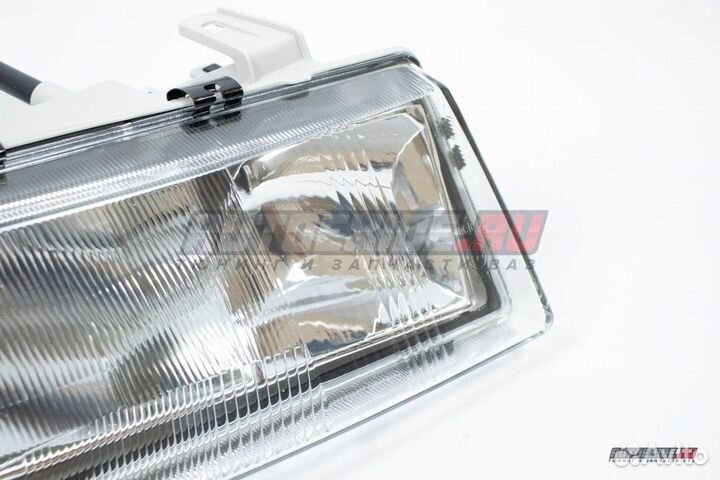 Фара передняя ваз 2110 LADA