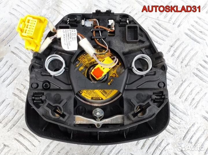 Подушка безопасности в рулевое колесо Skoda Fabia