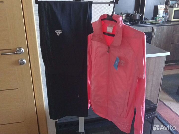 Женский спортивный костюм adidas 44 размер новый