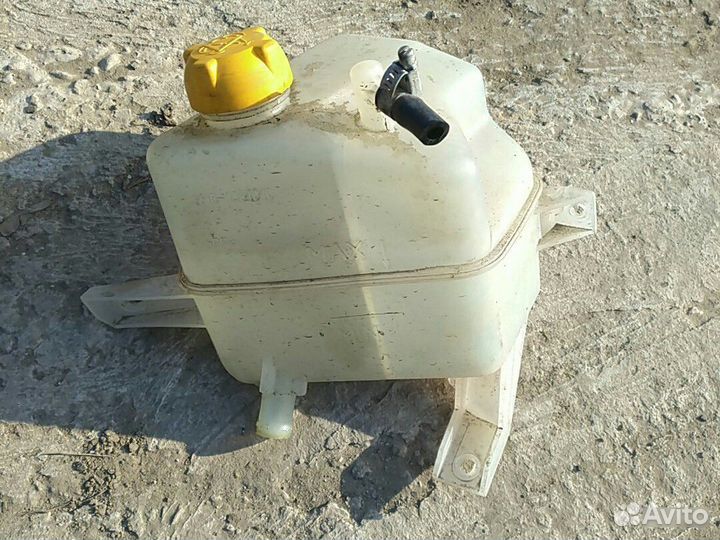 Бачок антифриза Лада Калина LADA Kalina