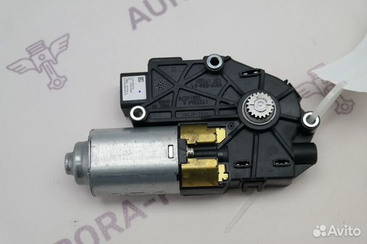 Мотор привода шторки MB GL/GLS X166 12-19