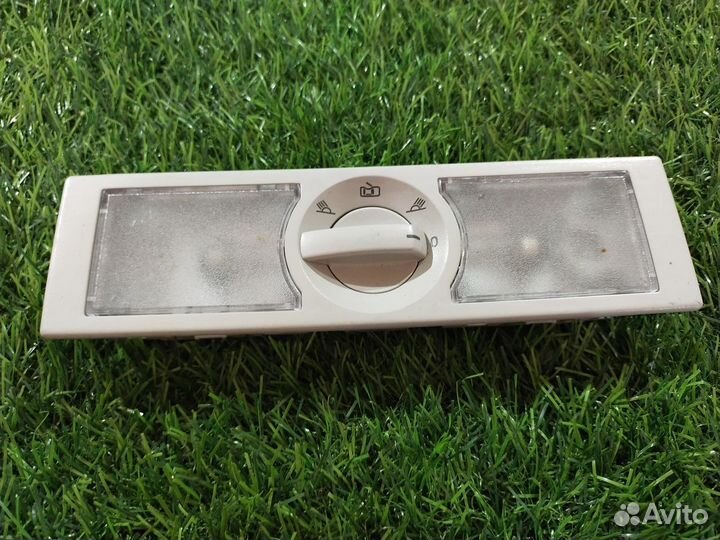 Плафон салонный Volkswagen Jetta (NF) VI