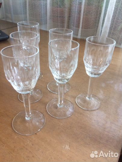 Фужеры из богемского хрусталя и стопки СССР