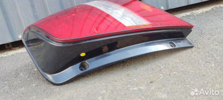 Фонарь в крыло задний правый Kia Sorento 1