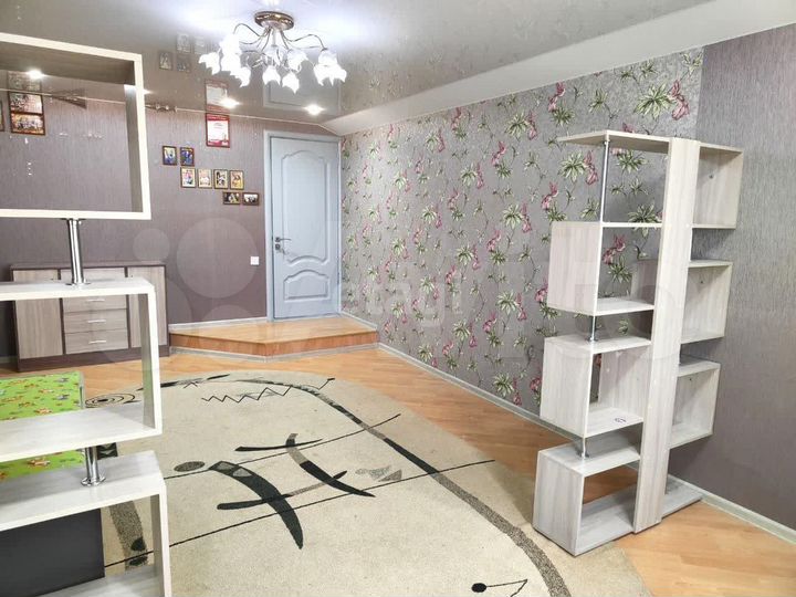 Дом 184 м² на участке 2,5 сот.