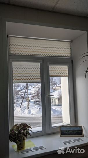 Рулонные шторы и жалюзи w-2505