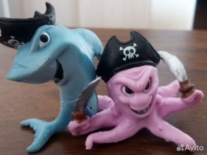 2шт фигурки пираты из киндер сюрприза