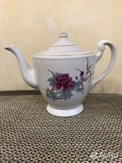 Чайник заварочный и сливочник