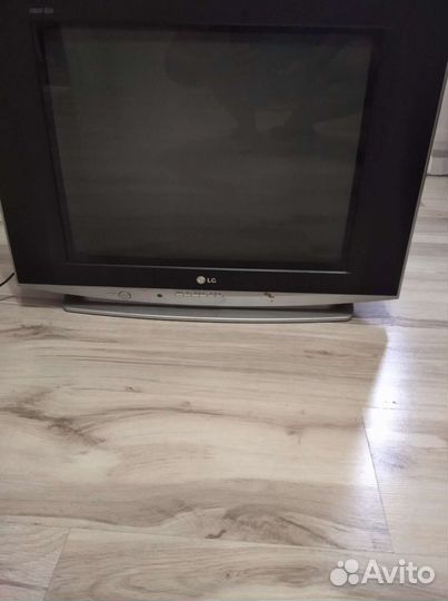 Телевизор бу LG