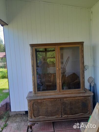Старинный буфет сервант