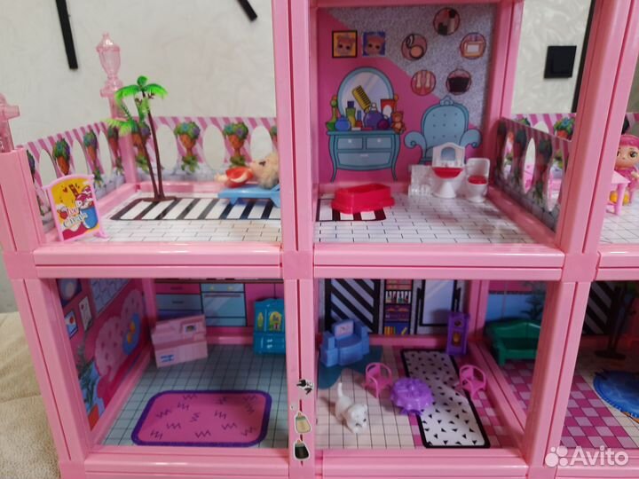 Домик кукольный