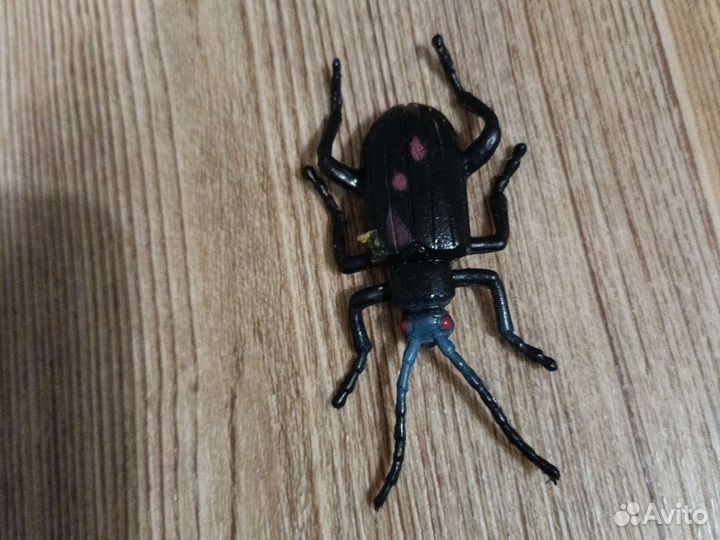 Жуки игрушки