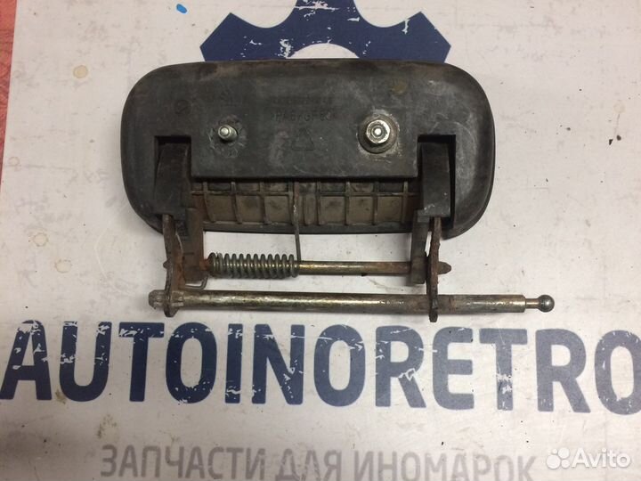 Ручка двери передней левой Skoda 6U0837205C