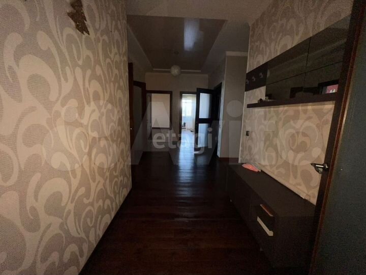 3-к. квартира, 141,1 м², 8/9 эт.