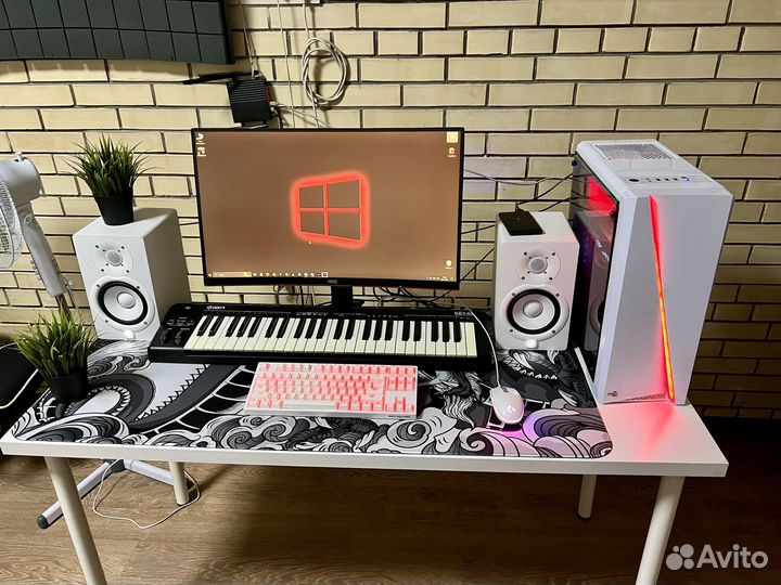 Yamaha мониторы hs5 white