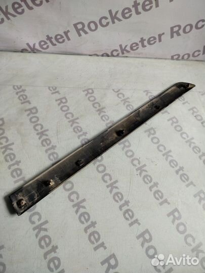 Молдинг двери задний левый Hyundai Elantra XD 2003