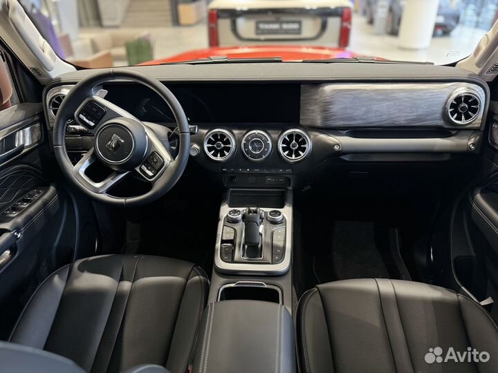 Tank 300 2.0 AT, 2024