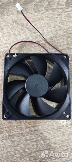Кулер вентилятор 65cfm 92х92х25 12В 2Pin
