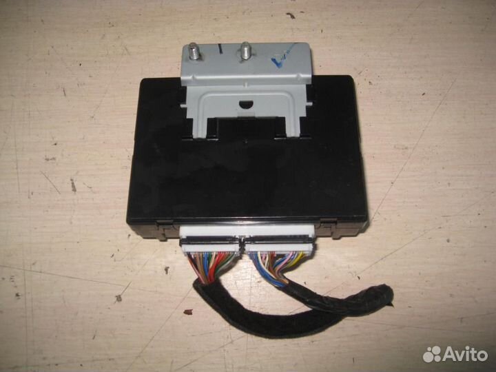 Блок комфорта (коммутационный) KIA RIO 2 (JB) 2009