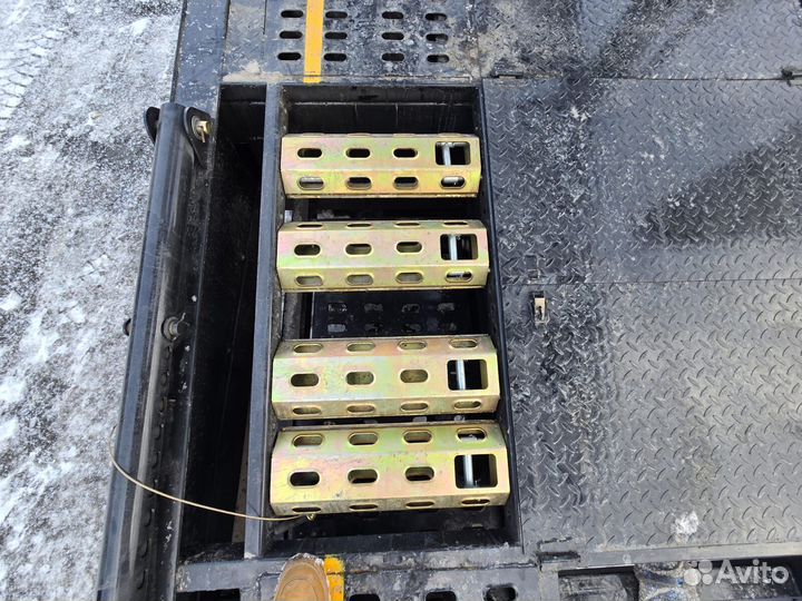 Полуприцеп автовоз Luxuda LZC9405BG, 2025