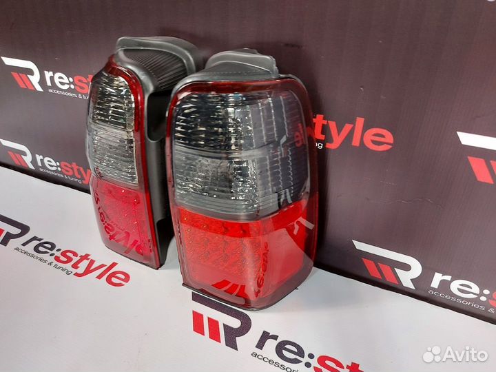 Стопы Toyota Hilux Surf 185 Красно-черные