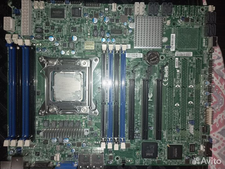 Материнская плата с процессором