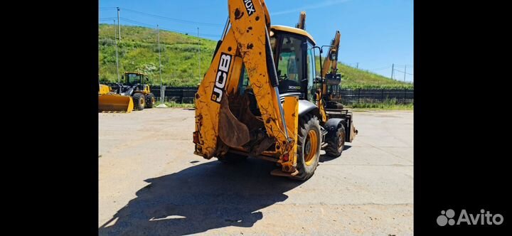 Экскаватор-погрузчик JCB 3CX4T, 2011