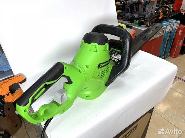 Кусторез greenworks GHT7068 2201407