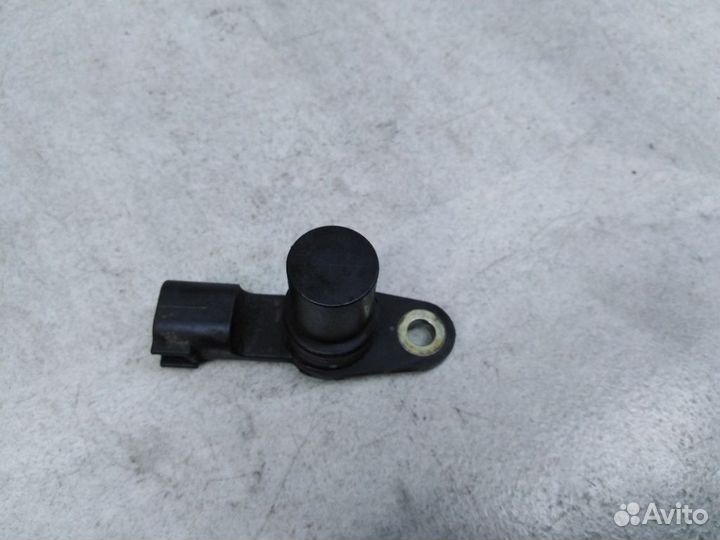 Датчик положения распредвала