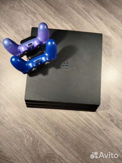 Sony playstation 4 PS4 pro 1tb с играми