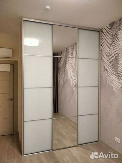 Шкаф купе встроенный на заказ