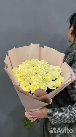 Розы / Букеты из роз / Розы с доставкой