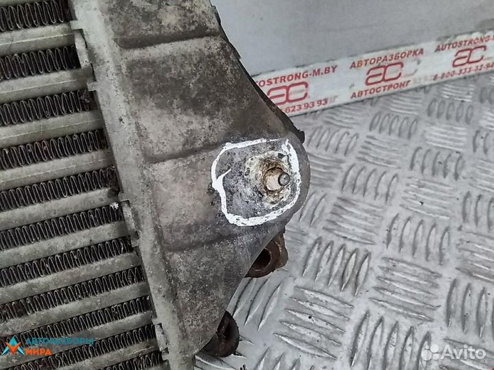 Интеркулер Toyota Avensis 2 (T250) рест. 2007