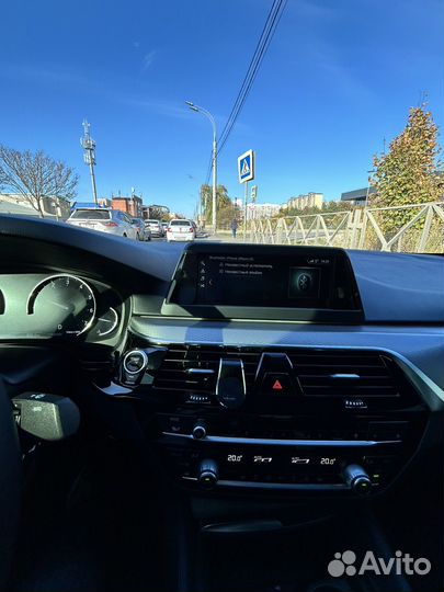 BMW 5 серия 2.0 AT, 2017, битый, 93 000 км