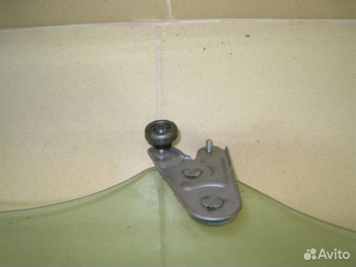 Стекло заднее левое Subaru Forester SG/S11 2006