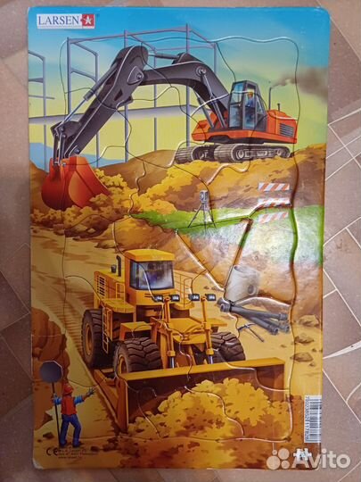 Пазлы Larsen