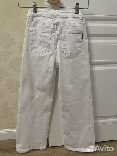 Джинсы трубы для девочки