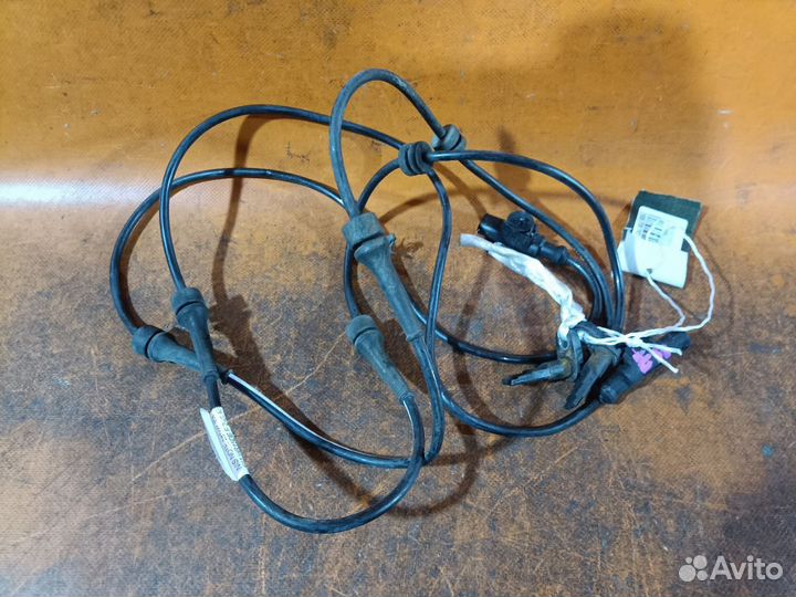 Датчик ABS передний Nissan Note E11