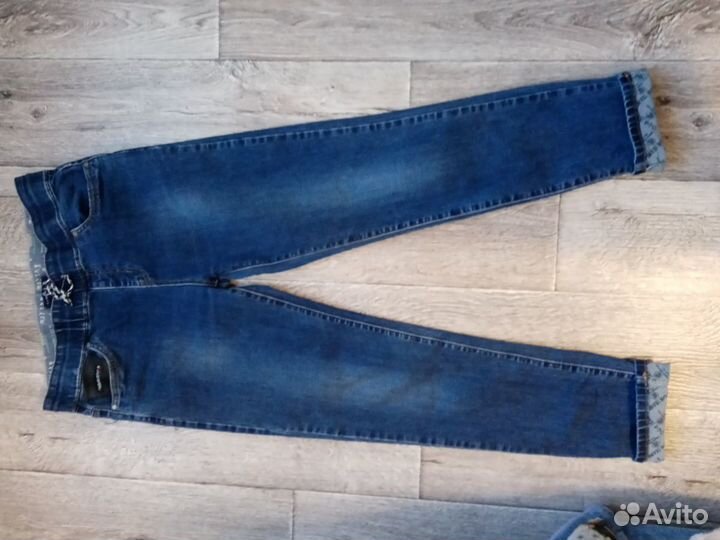 Джинсы