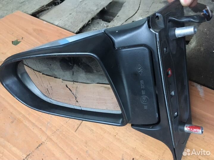 Зеркало Зафира А правое