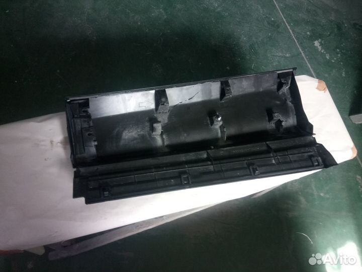 Молдинги Toyota Rav4 40