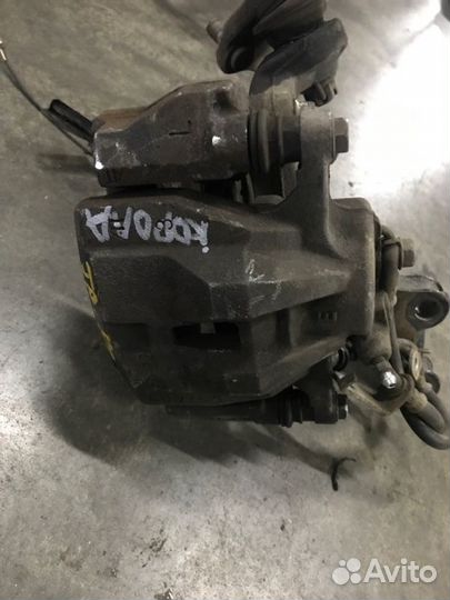 Кулак поворотный передний левый Toyota Corolla