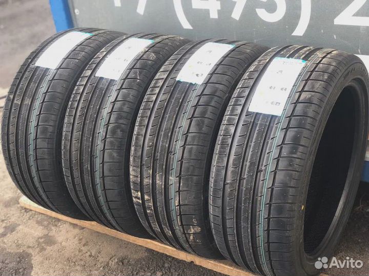 Triangle TH201 255/40 R18