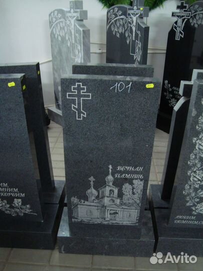 Памятники из натурального гранита в рассрочку