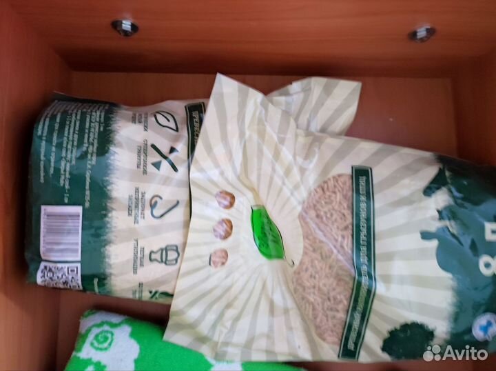 Корм для Хомяков, 900гр, новый и наполнитель 4 кг