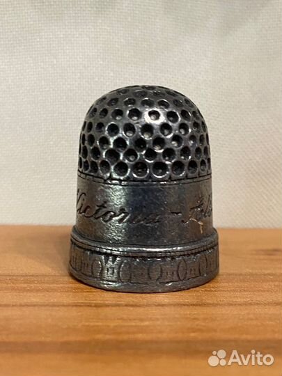 Наперсток коллекционный, Англия